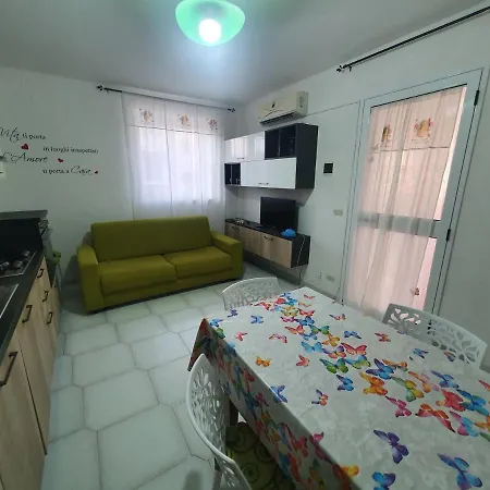 Homes Bed & Breakfast